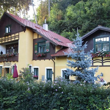 Villa Kreuthhof Appartements 克洛斯特新堡 外观 照片