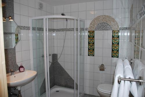 Villa Kreuthhof Appartements 克洛斯特新堡 外观 照片