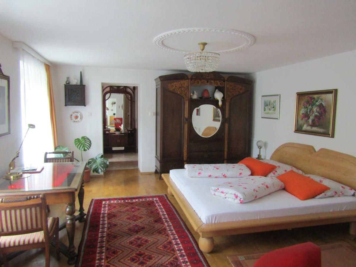 Villa Kreuthhof Appartements 克洛斯特新堡 外观 照片